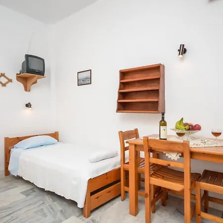 Golden Glyfada Apartman *