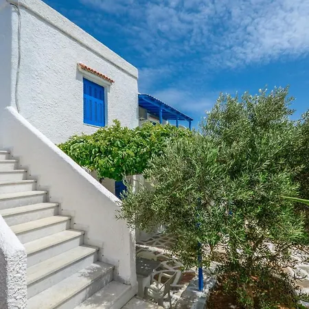 Golden Glyfada 公寓